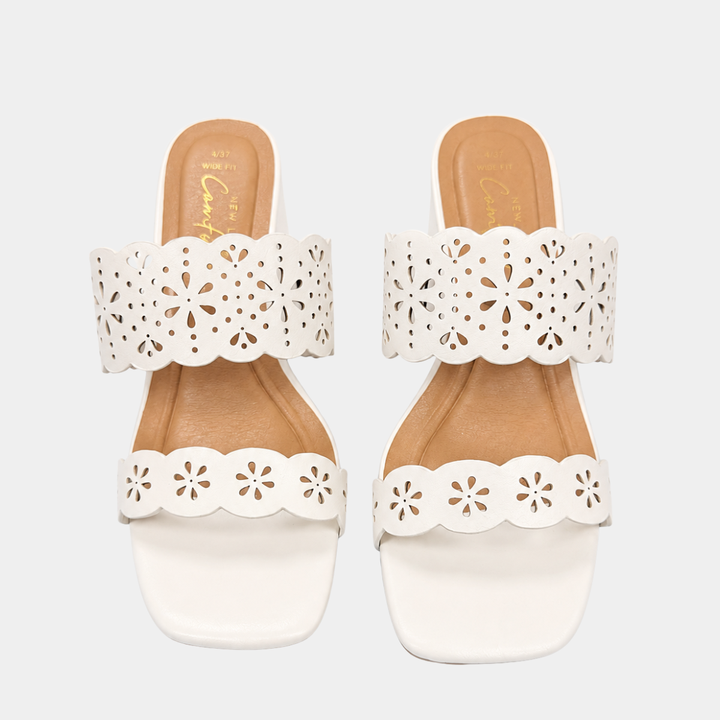 Ladies Wide Foot Cut Scallop Sandal