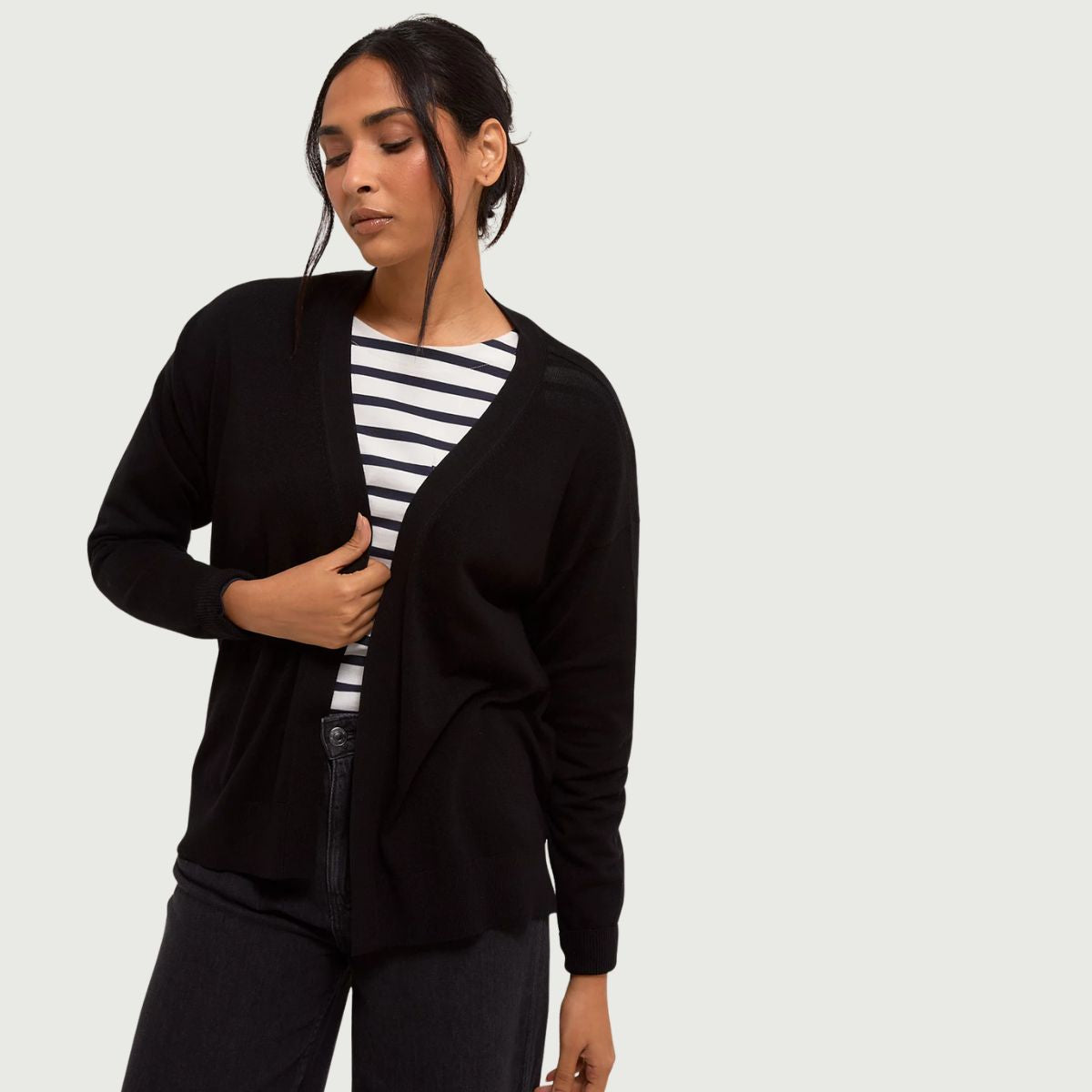 Ladies Crop Edge To Edge Cardigan
