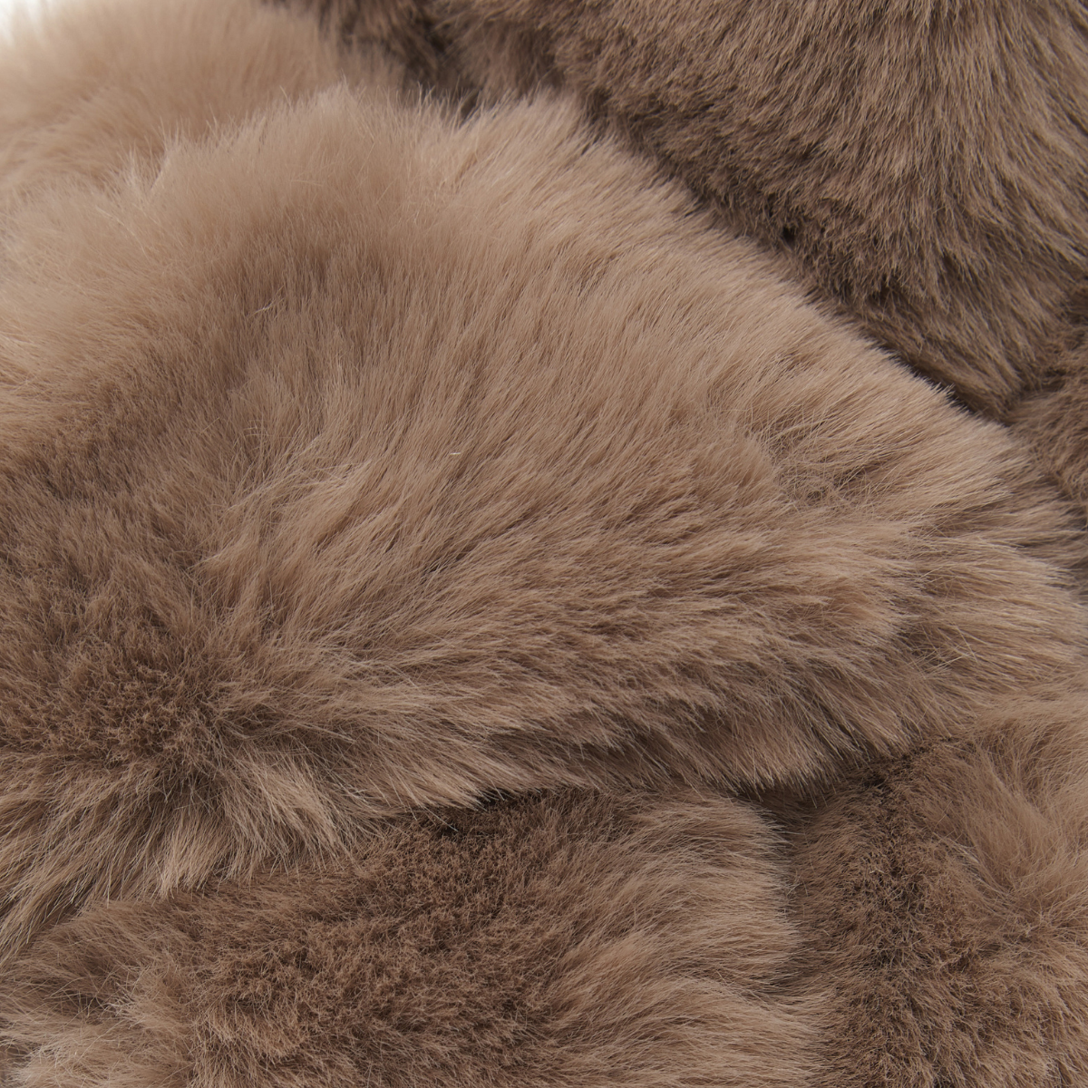Tokyo Laundry Ladies Crossover Faux Fur Sipper