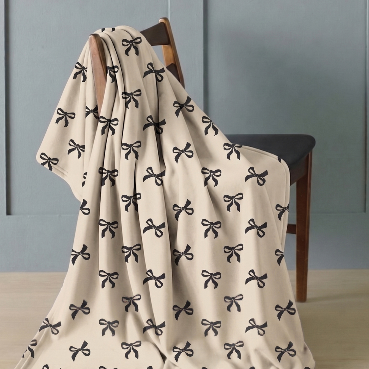 Sherpa Bow Throw 120x150cm