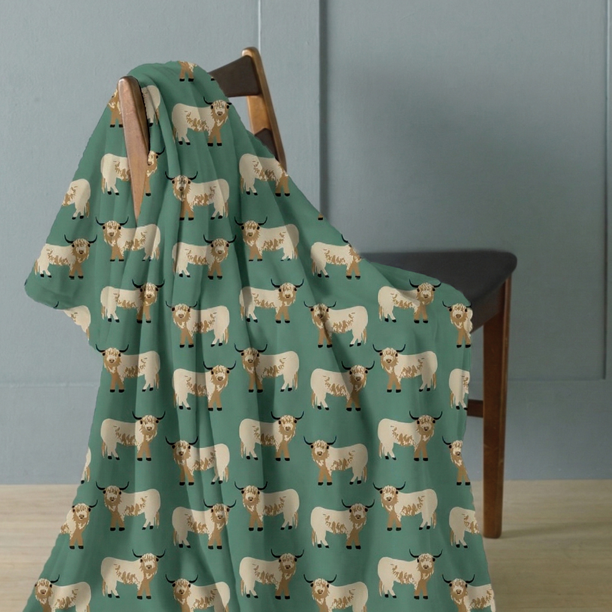 Highland Cow Flannel Throw 120 x 150cm