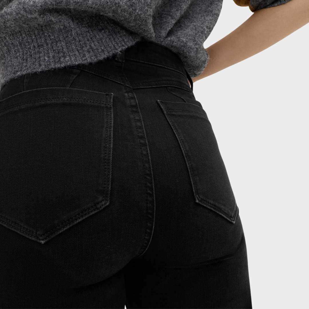 Magic High Waist Straight Leg Jeans Black