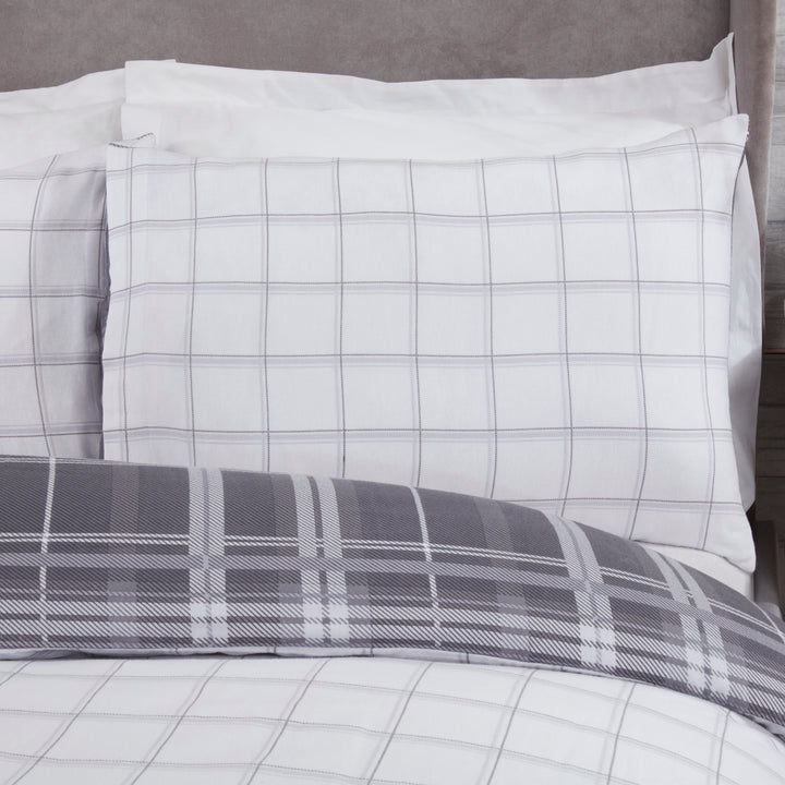 Sleepdown Reversible Grey Tartan Check Single Duvet Set