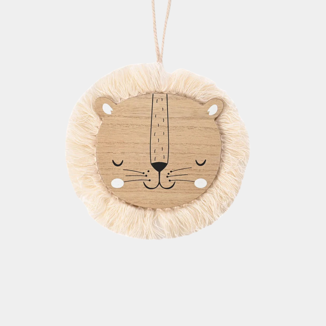 Wooden Lion Head Plaque 19cm