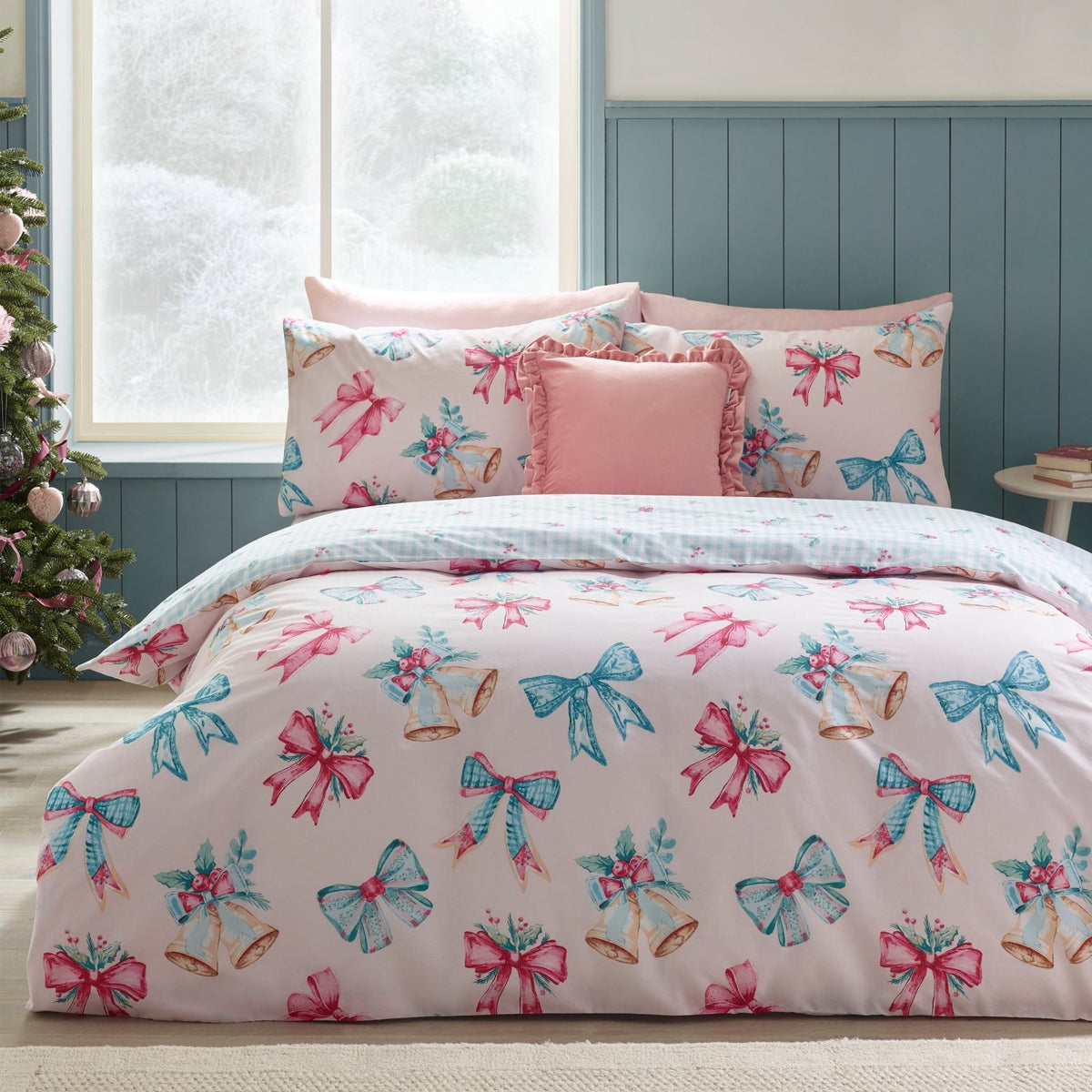 Catherine Lansfield Christmas Bows And Bells King Bedding from You Know Who's