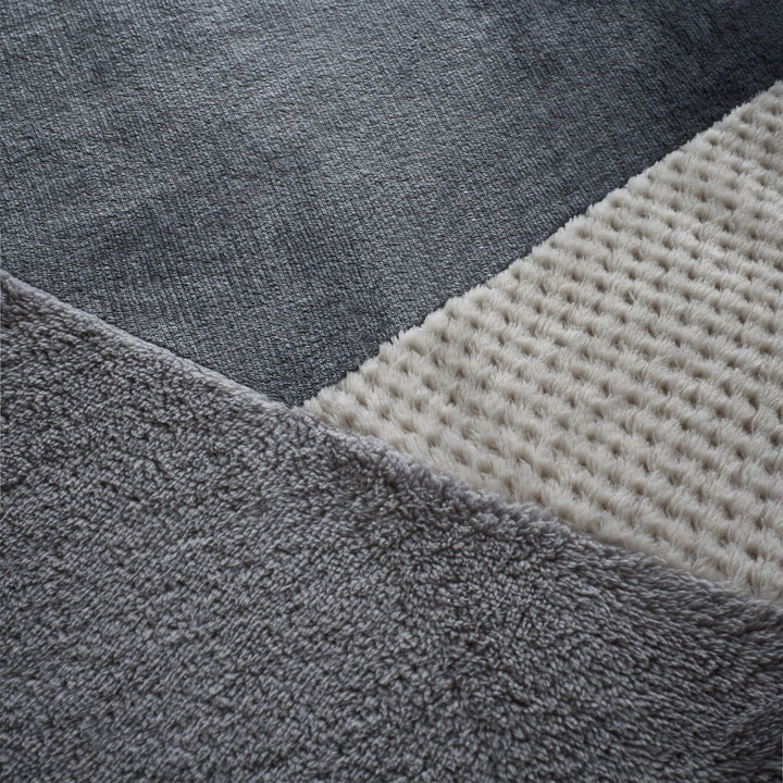 Catherine Lansfield Cozy Geo Fleece Single Quilt Set from You Know Who's