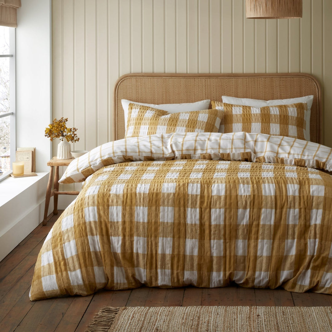 Catherine Lansfield Gingham Seersucker Duvet from You Know Who's