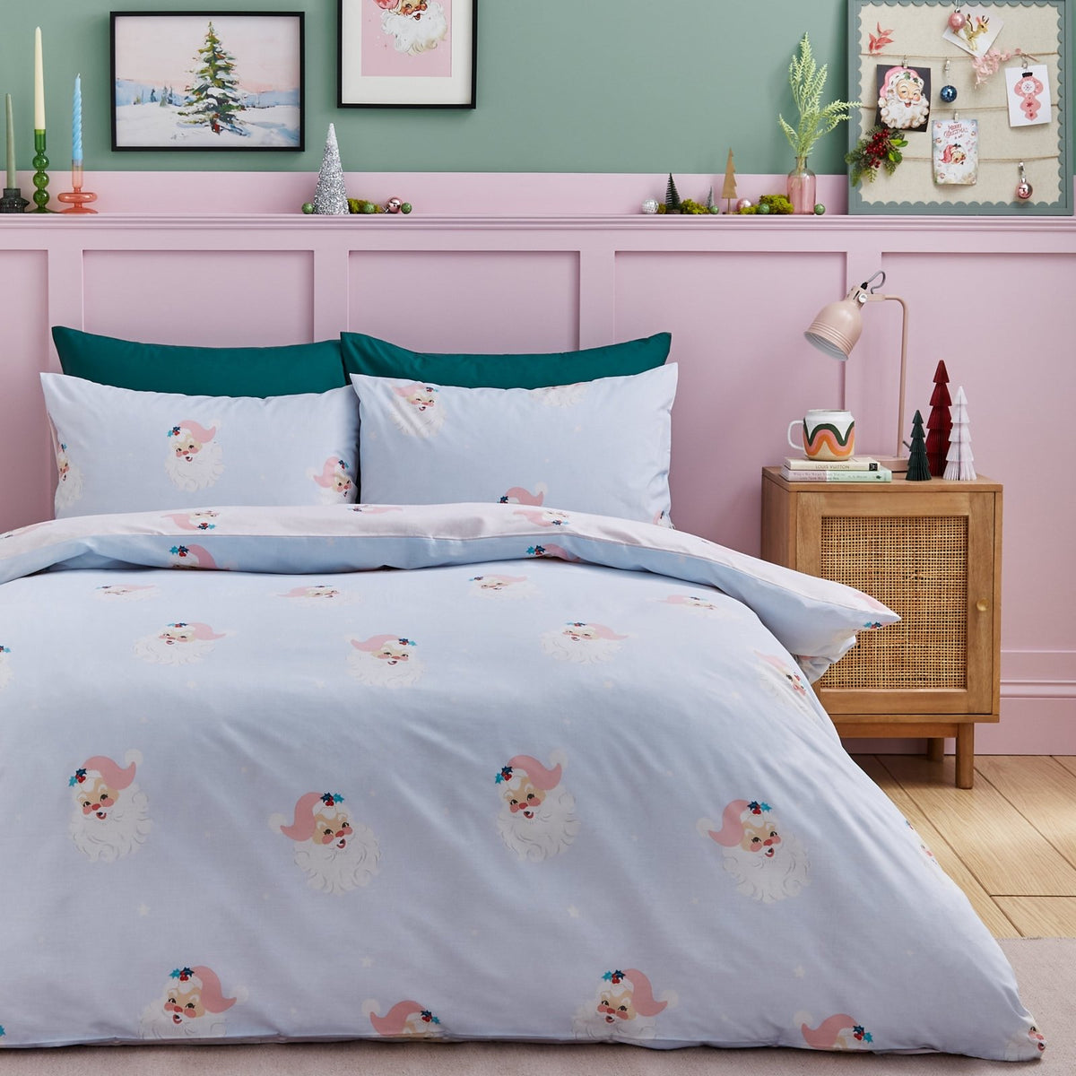 Catherine Lansfield Vintage Christmas Santa King Bedding from You Know Who's