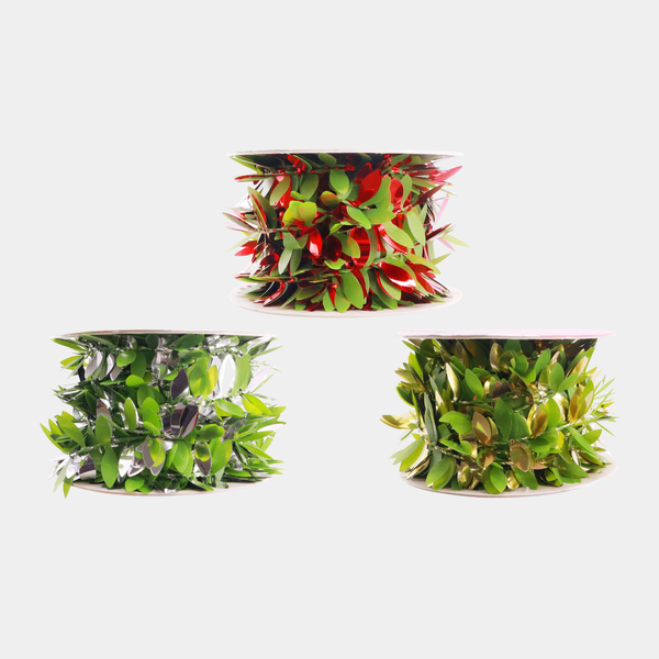 HOLLY METALLIC GARLAND 5.4m from You Know Who's