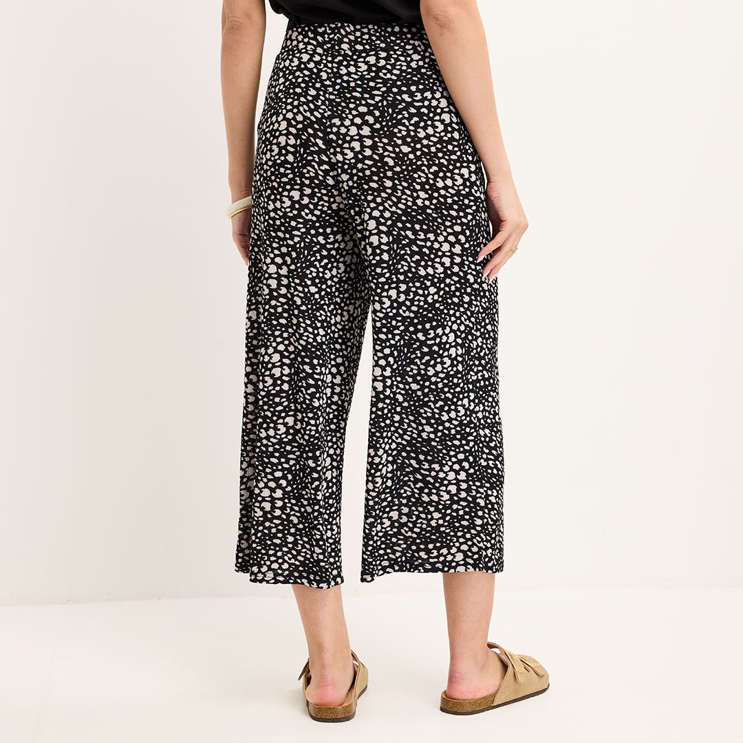 Ladies Printed Plisse Crop Trouser from You Know Who's