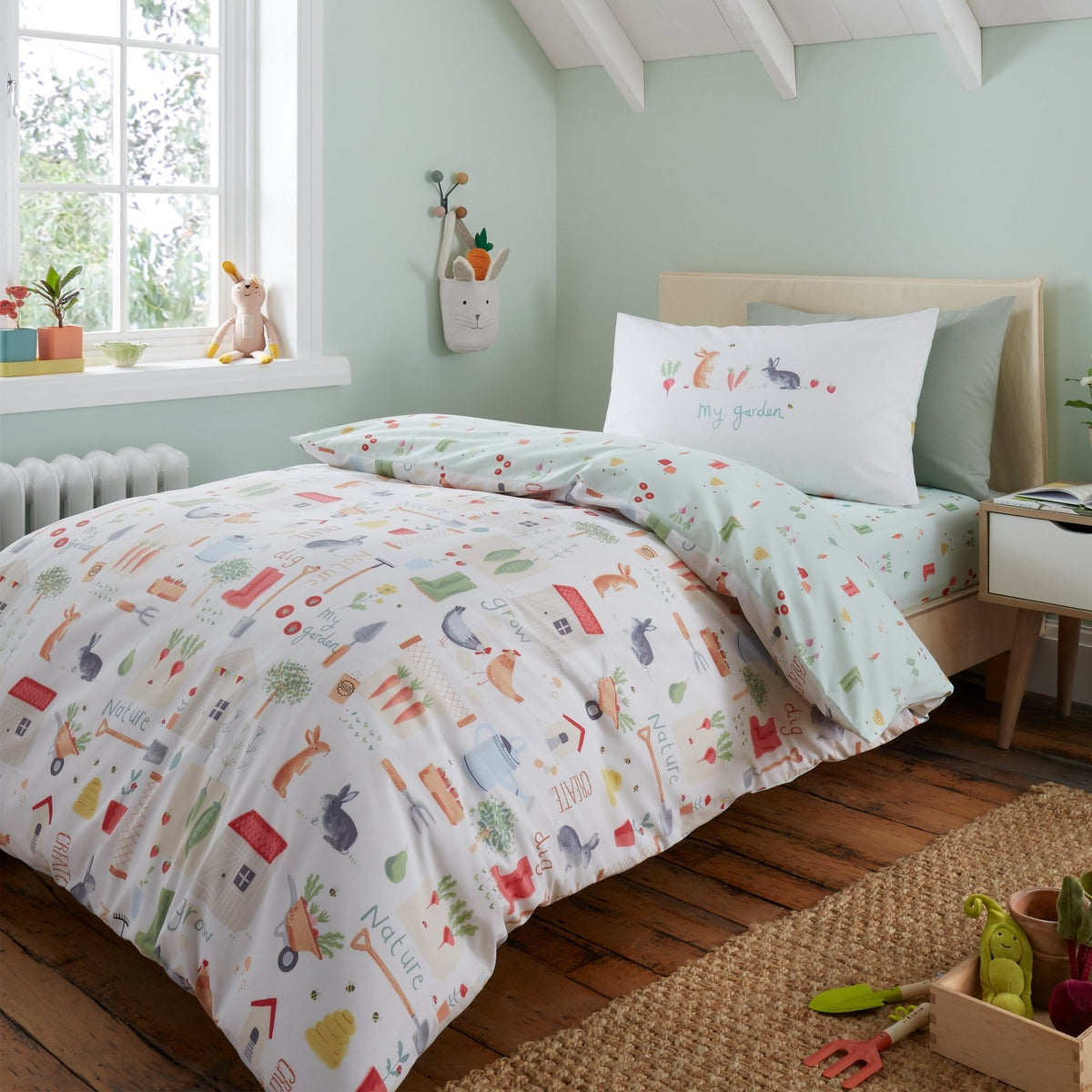 RHS My Allotment Natural Quilt Set from You Know Who's