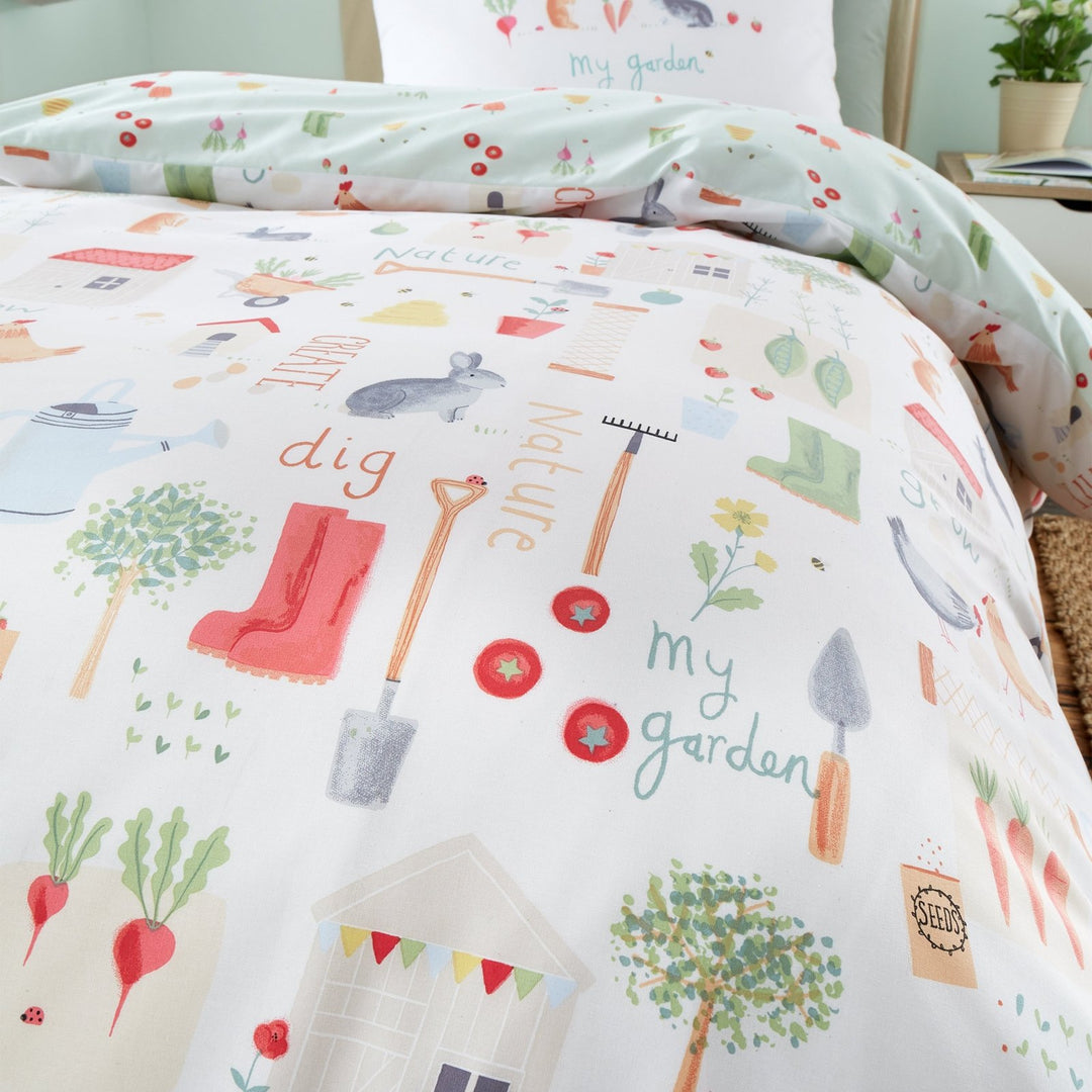 RHS My Allotment Natural Quilt Set from You Know Who's