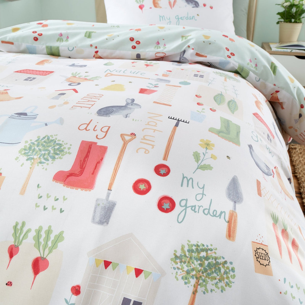 RHS My Allotment Natural Quilt Set from You Know Who's