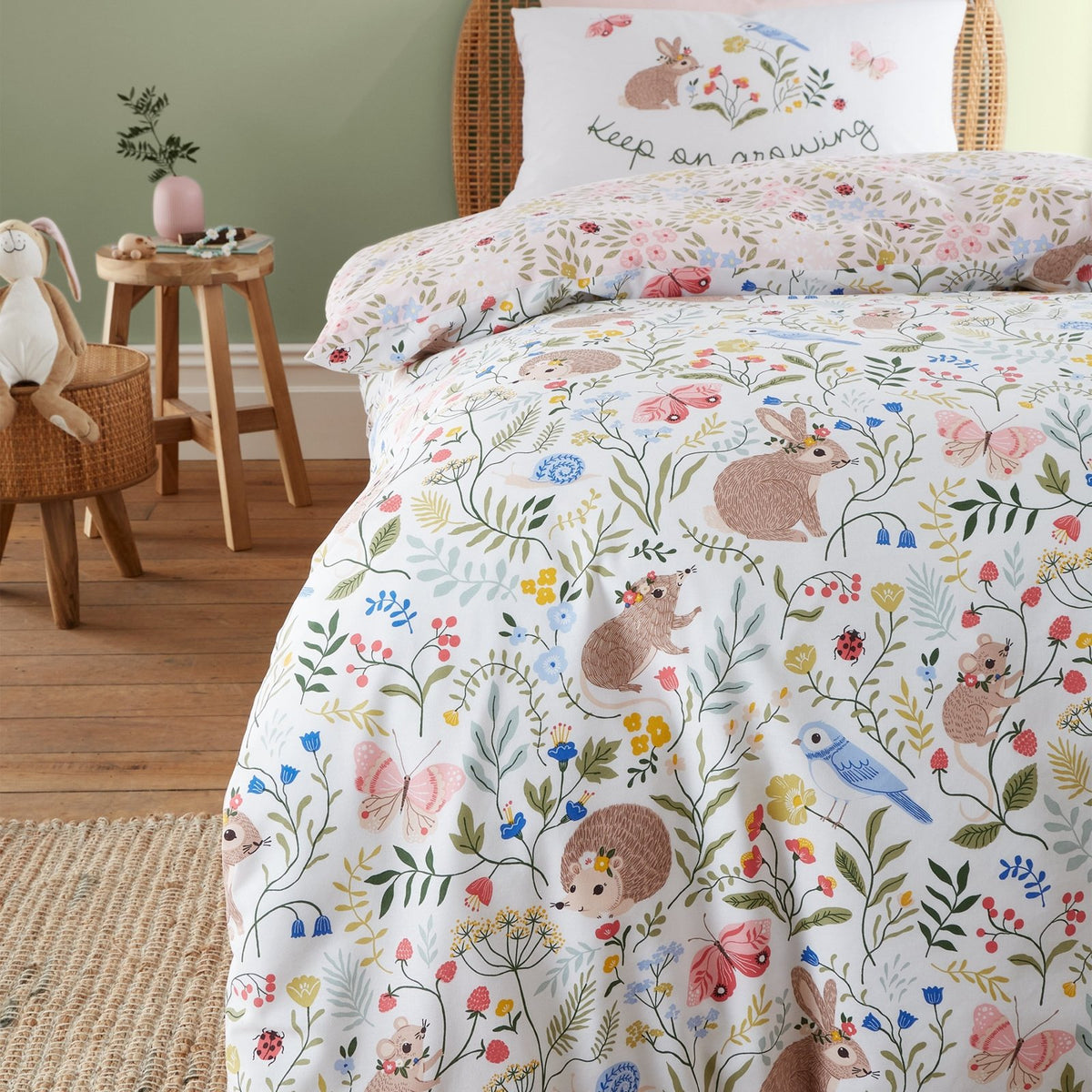 RHS Reversible Garden Animals Double Quilt Set from You Know Who's