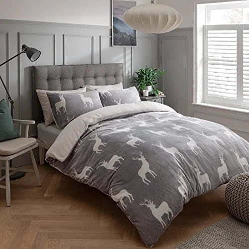 Sleepdown Stag Printed Flannel Duvet Set