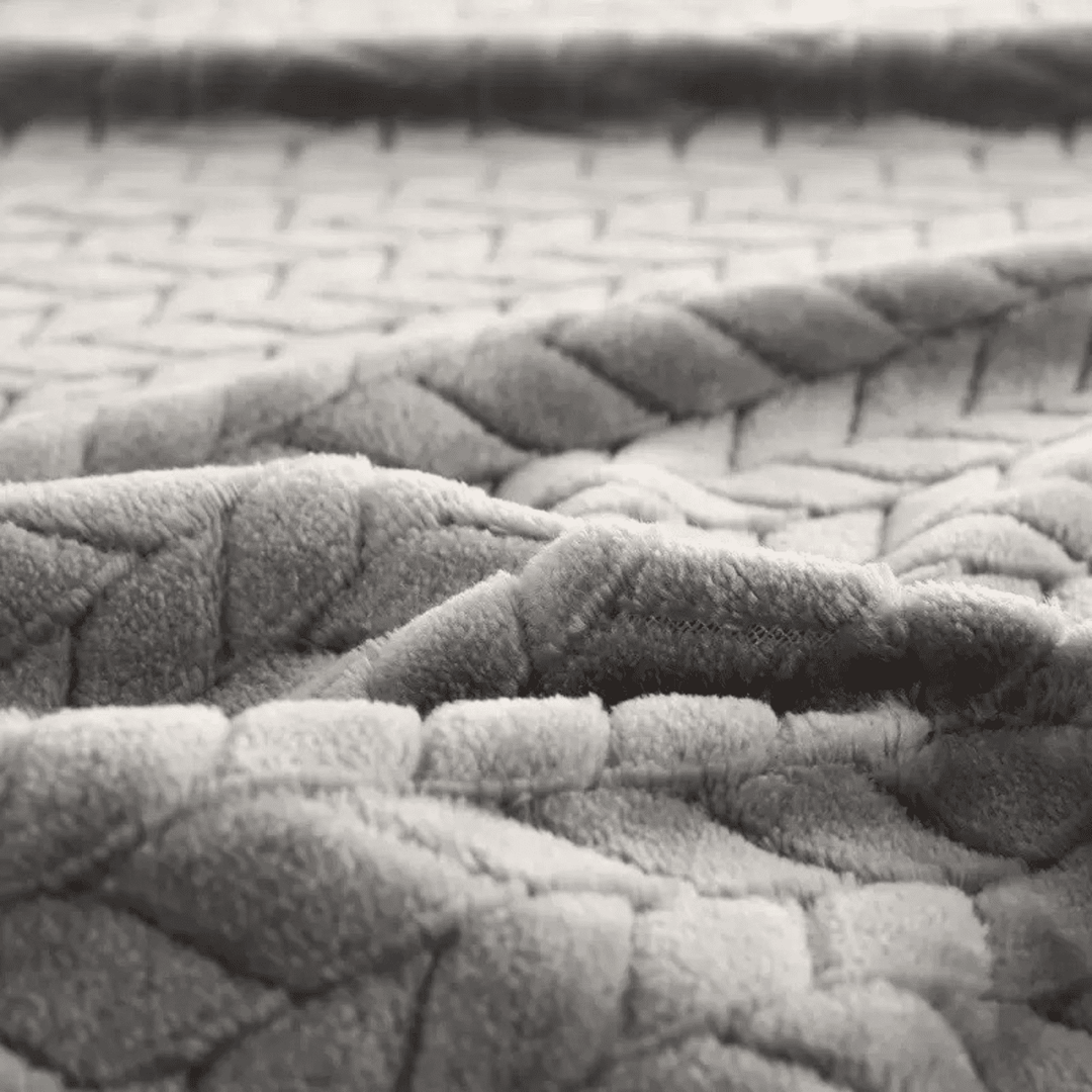 Silver Jacquard Throw 150X200CM from You Know Who's