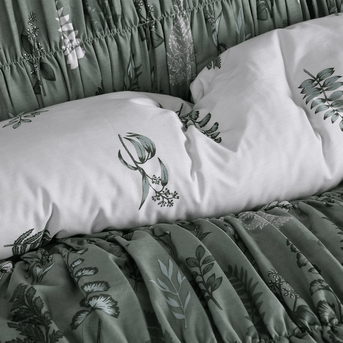 Sleepdown Green Fern Rouched Reversible Double Duvet Set from You Know Who's