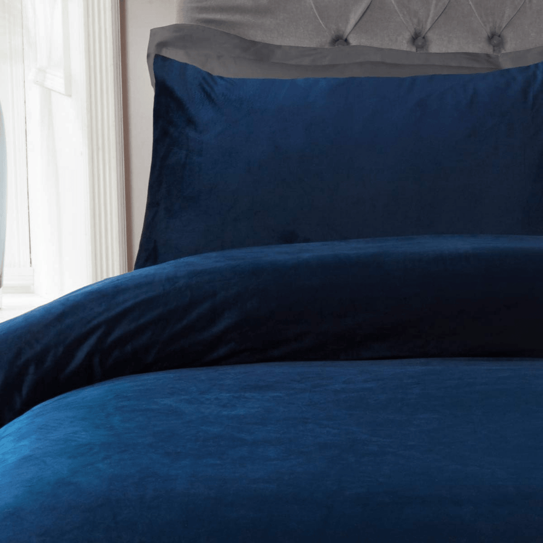 Sleepdown Matt Velvet Navy Superking Duvet Set from You Know Who's