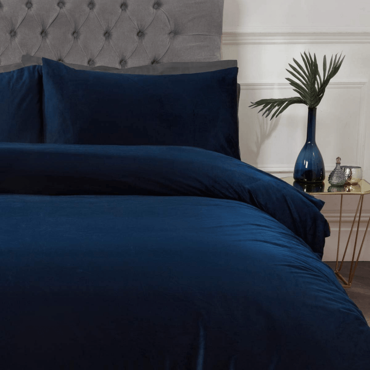 Sleepdown Matt Velvet Navy Superking Duvet Set from You Know Who's