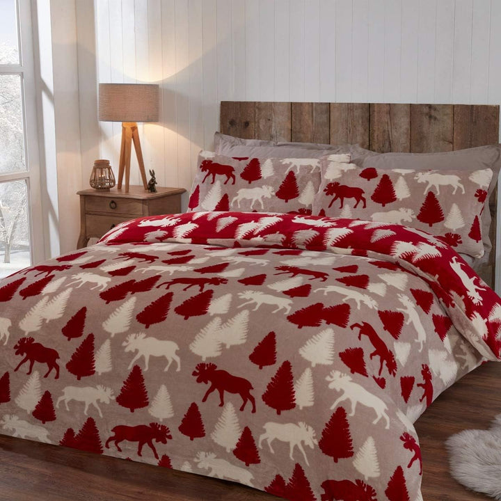 Sleepdown Red Winter Moose Duvet from You Know Who's
