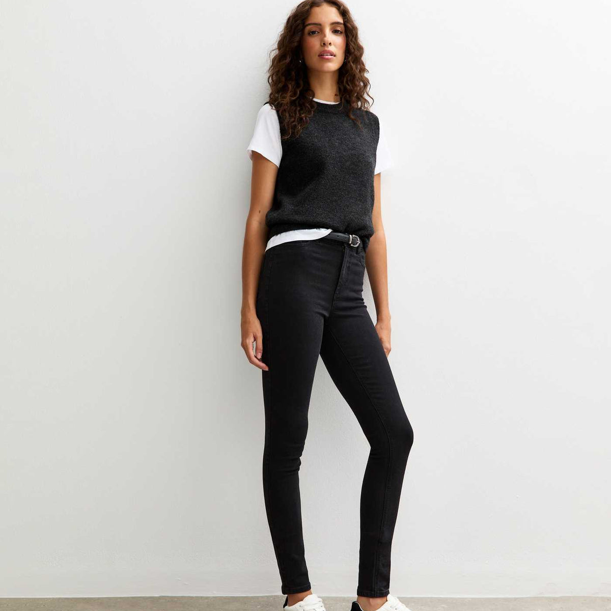 Ladies Mid Rise Skinny Jeans