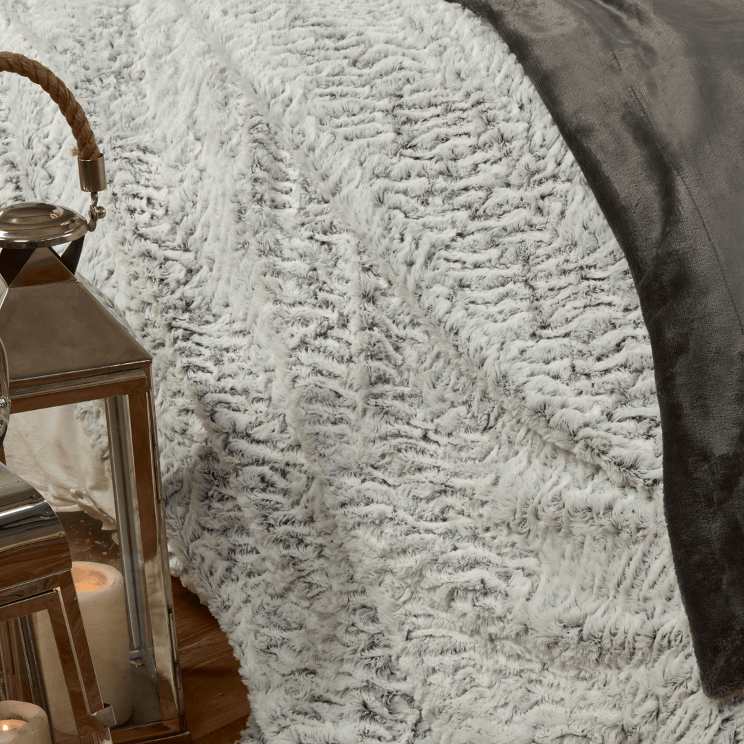 Textured Throw 150x200cm from You Know Who's